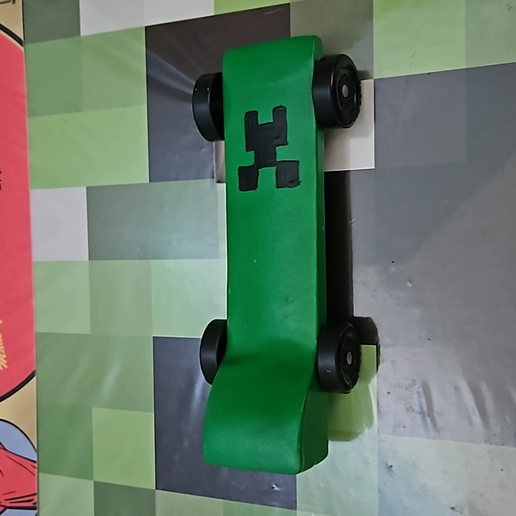 Minecraft Creeper Bundle - Picture 5 of 6